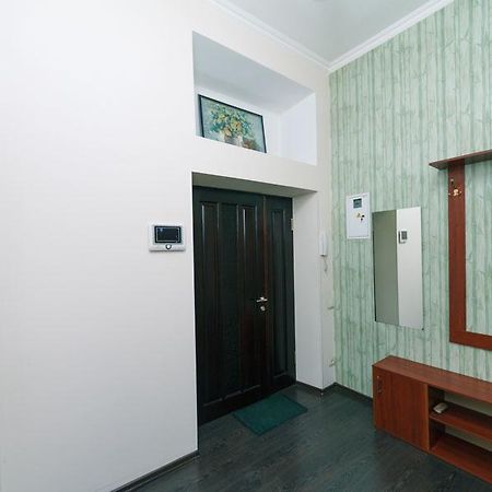 Двухкомнатная Студио На Саксаганского Kiev Exteriör bild